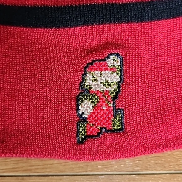 ✨️ 2/$10 ✨️ 8-Bit Mario Toque - Picture 2 of 2